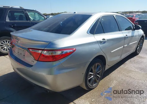 2015 Toyota Camry Se z USA, uszkodzony, nr VIN 4T1BF1FK1FU974122